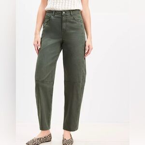 LOFT green barrel pants sz 10